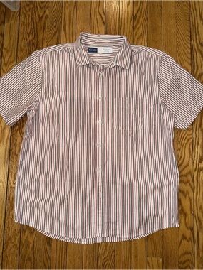 Old Navy Red and White Vertical Stripe Short-Sleeve Button-Down Shirt